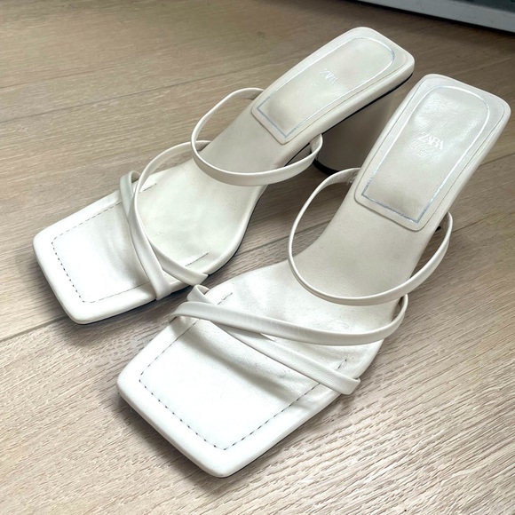 Zara white square toe sandals - Picture 1 of 4